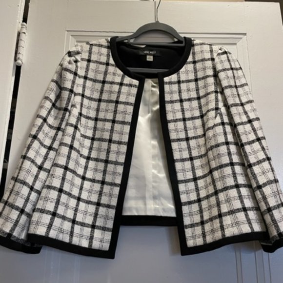 Anne Klein Women's Light Black White Blazer size 12 - Picture 1 of 4